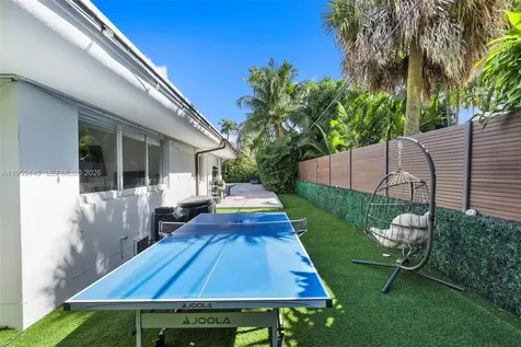 1040 NE 86th Street Miami FL 33138