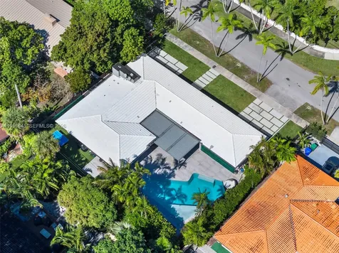 1040 NE 86th Street Miami FL 33138