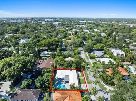 1040 NE 86th Street Miami FL 33138