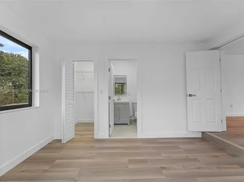 14545 Garden Drive Miami FL 33168