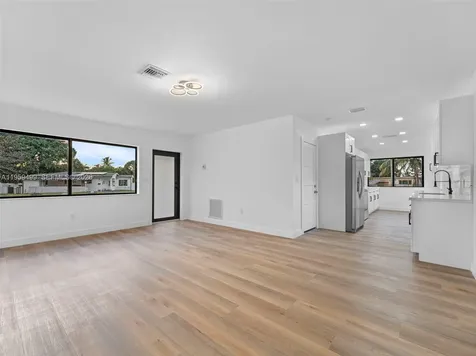 14545 Garden Drive Miami FL 33168