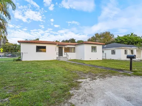 14545 Garden Drive Miami FL 33168