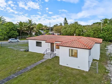 14545 Garden Drive Miami FL 33168