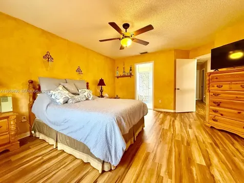1801 NW 120th Terrace Pembroke Pines FL 33026