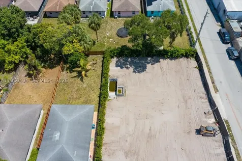 3250 NE 3rd Avenue Oakland Park FL 33334