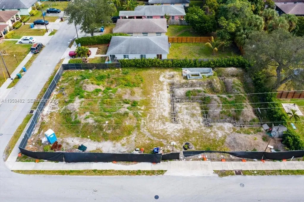 3210 NE 3rd Avenue Oakland Park FL 33334