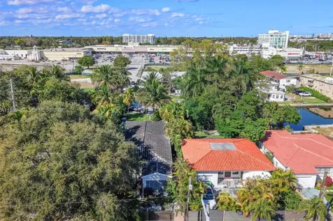 7715 NE 5th Avenue Miami FL 33138