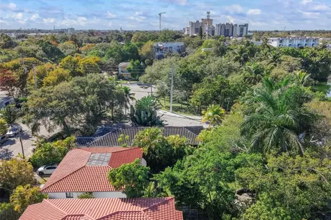 7715 NE 5th Avenue Miami FL 33138