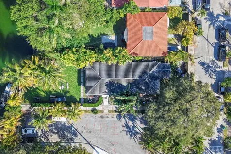 7715 NE 5th Avenue Miami FL 33138