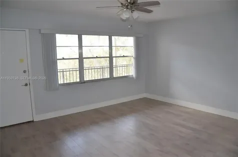 13475 SW 9th Street Pembroke Pines FL 33027