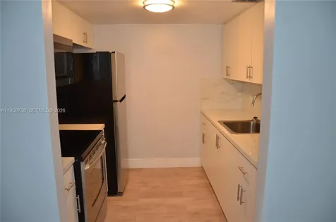 13475 SW 9th Street Pembroke Pines FL 33027