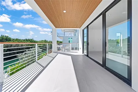 124 Orchid Street Plantation Key FL 33070