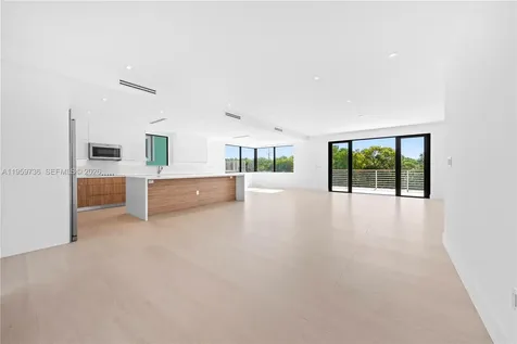 124 Orchid Street Plantation Key FL 33070