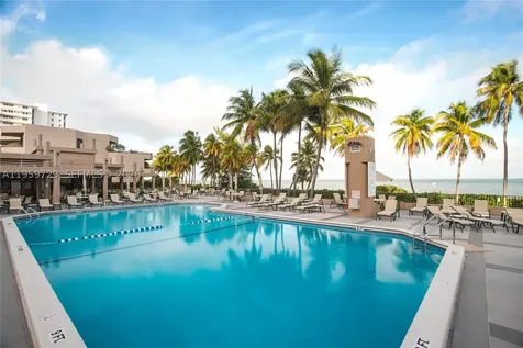 181 Crandon Boulevard Key Biscayne FL 33149