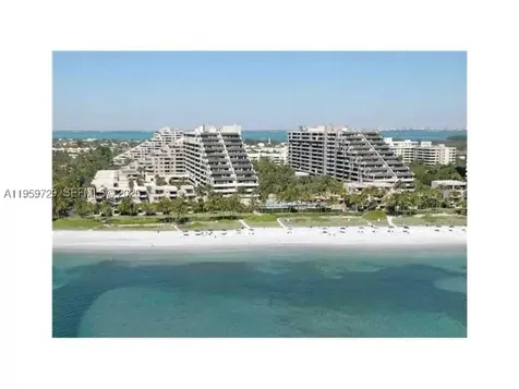 181 Crandon Boulevard Key Biscayne FL 33149