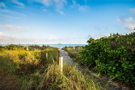 181 Crandon Boulevard Key Biscayne FL 33149