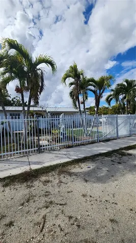 20022 SW 118th Avenue Miami FL 33177