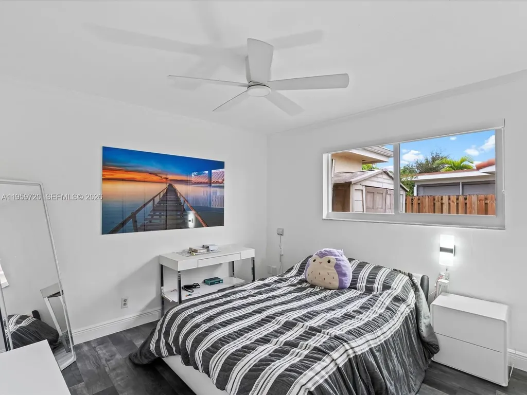 1113 N 46th Terrace Hollywood FL 33021