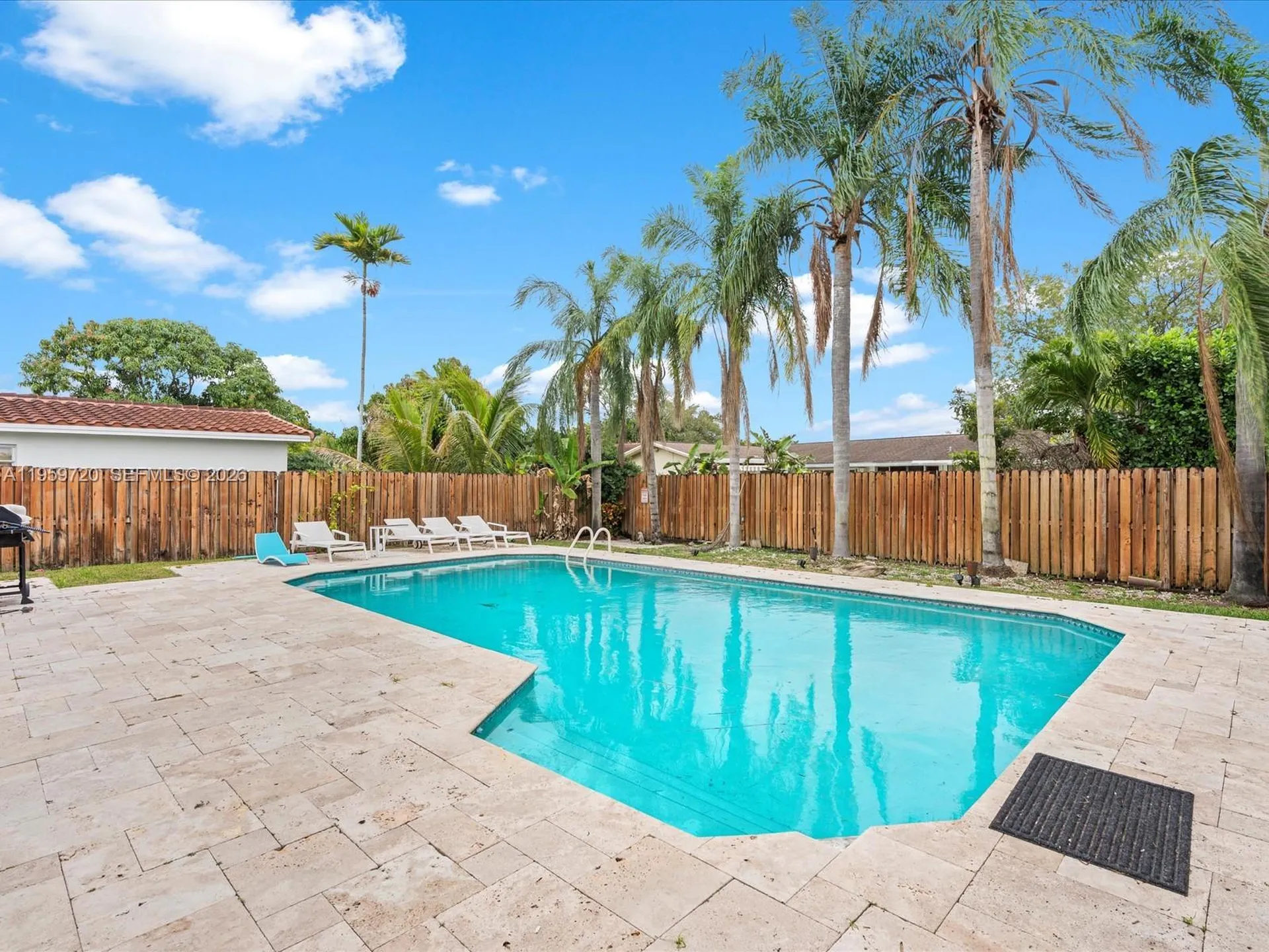 1113 N 46th Terrace Hollywood FL 33021