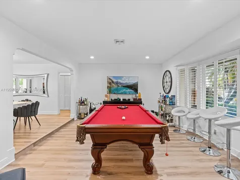1113 N 46th Terrace Hollywood FL 33021
