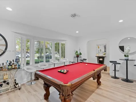1113 N 46th Terrace Hollywood FL 33021