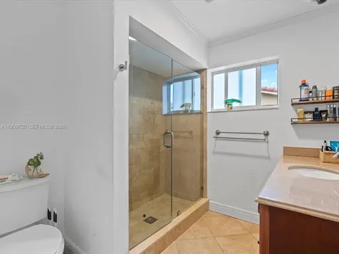 1113 N 46th Terrace Hollywood FL 33021