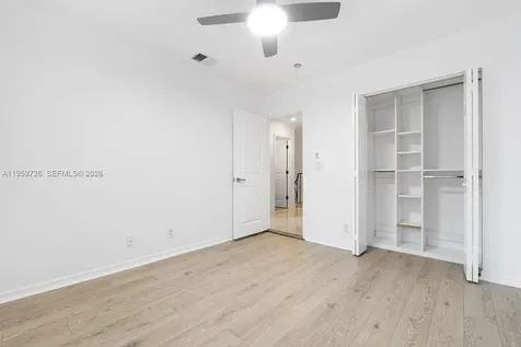 4978 SW 35th Terrace Hollywood FL 33312