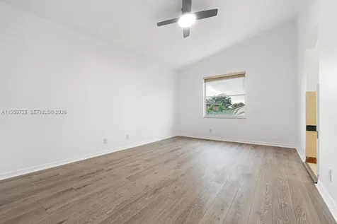 4978 SW 35th Terrace Hollywood FL 33312