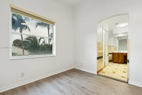 4978 SW 35th Terrace Hollywood FL 33312