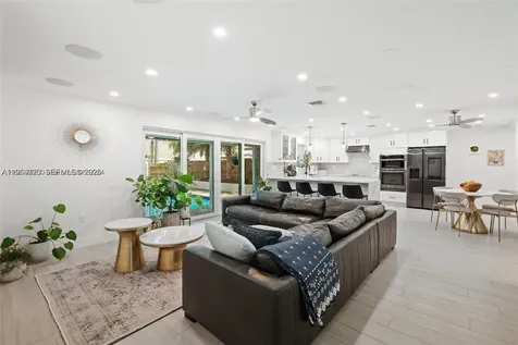 5021 SW 29th Terrace Dania Beach FL 33312