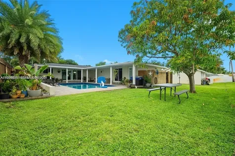 5021 SW 29th Terrace Dania Beach FL 33312