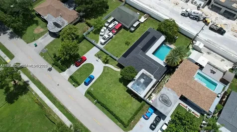 5021 SW 29th Terrace Dania Beach FL 33312