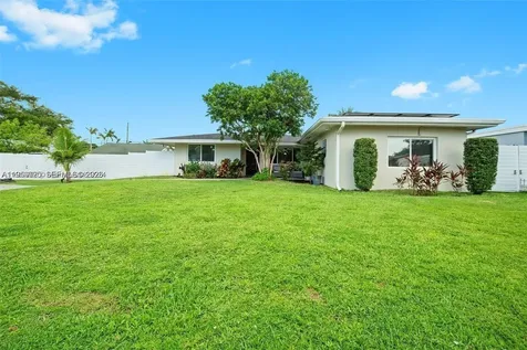 5021 SW 29th Terrace Dania Beach FL 33312