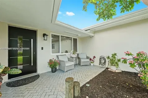 5021 SW 29th Terrace Dania Beach FL 33312
