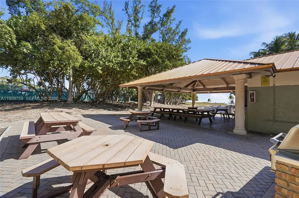 1511 S Ocean Drive Fort Lauderdale FL 33316