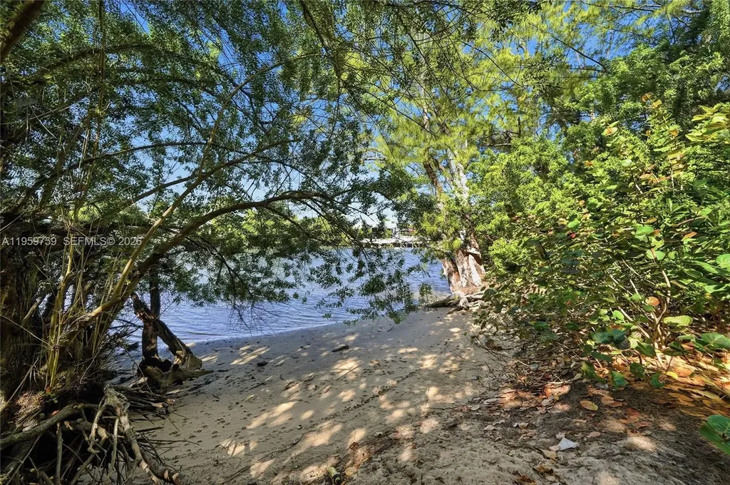 1511 S Ocean Drive Fort Lauderdale FL 33316