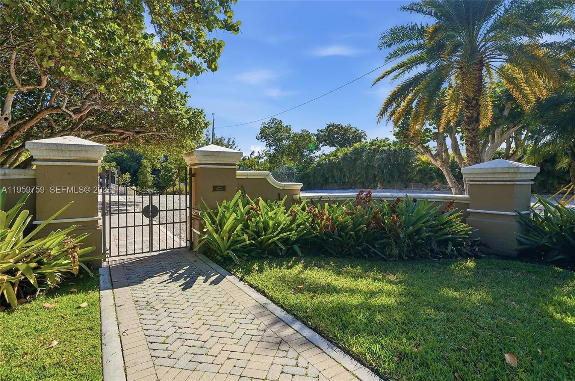 1511 S Ocean Drive Fort Lauderdale FL 33316