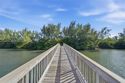 1511 S Ocean Drive Fort Lauderdale FL 33316