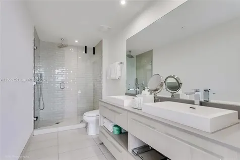 4010 S Ocean Drive Hollywood FL 33019