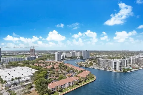 4010 S Ocean Drive Hollywood FL 33019