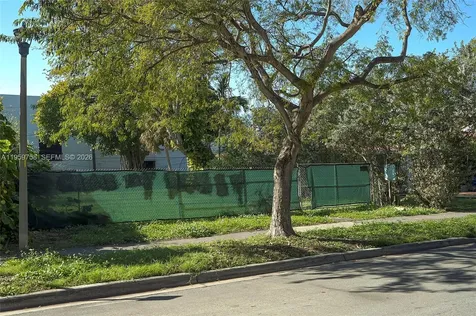 1728 Lenox Avenue Miami Beach FL 33139