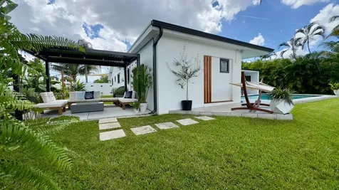 6705 Ficus Drive Miramar FL 33023