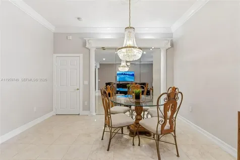 2570 SE 4th Place Homestead FL 33033