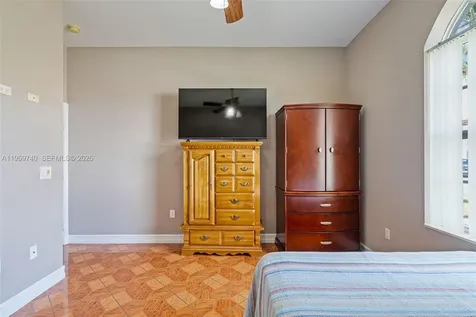 2570 SE 4th Place Homestead FL 33033