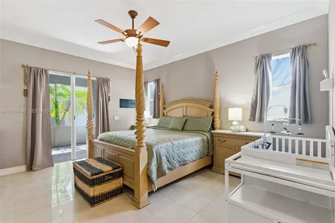 2570 SE 4th Place Homestead FL 33033