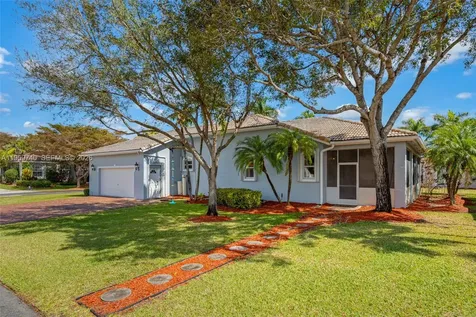 2570 SE 4th Place Homestead FL 33033