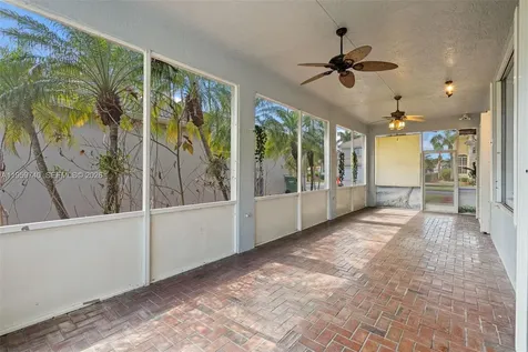 2570 SE 4th Place Homestead FL 33033