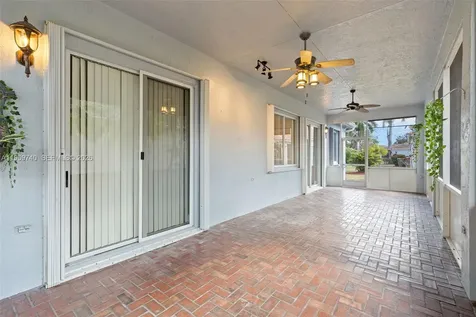 2570 SE 4th Place Homestead FL 33033