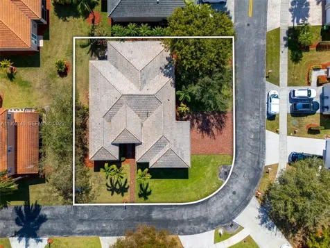 2570 SE 4th Place Homestead FL 33033