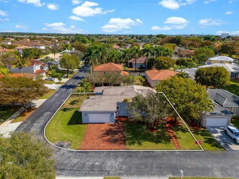 2570 SE 4th Place Homestead FL 33033